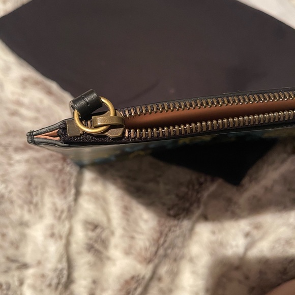 Gucci Ghost GG clutch - Picture 7 of 8